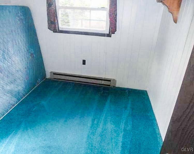 124 Bull Run Long Pond, PA 18334 - Photo 8 of 13 a view of a small space