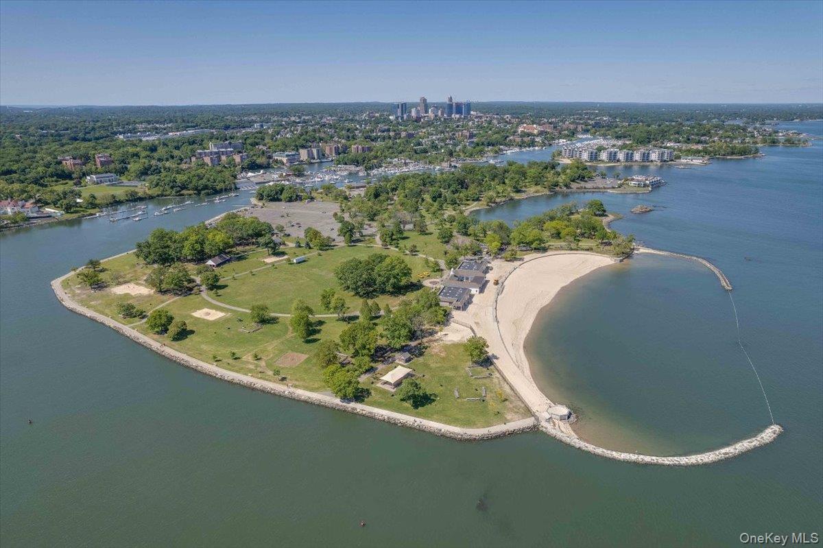 25 Whitewood Avenue New Rochelle, NY 10805 - Photo 22 of 24 Glen Island Park and Beach
