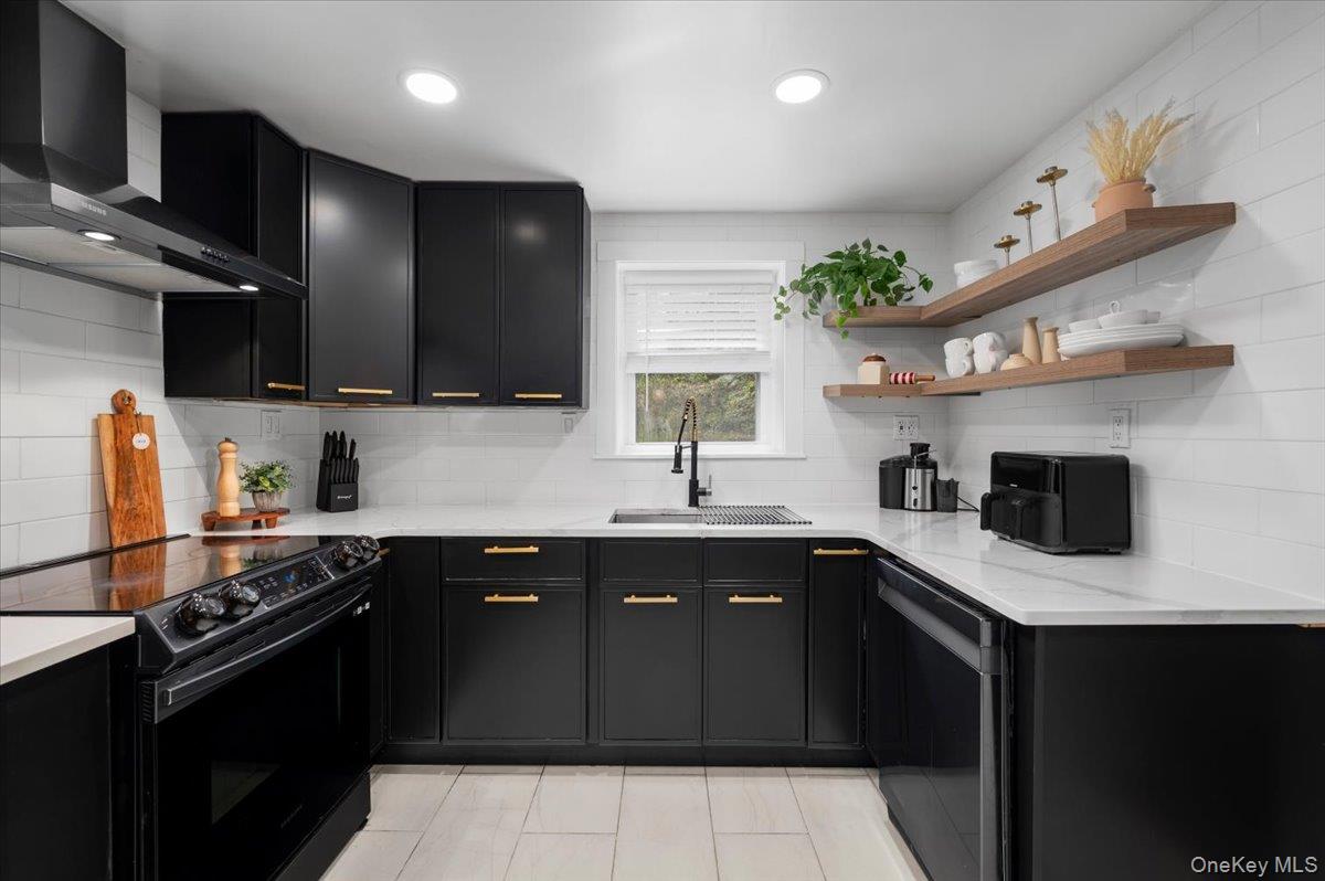 25 Whitewood Avenue New Rochelle, NY 10805 - Photo 10 of 24 Another view of the Chef's Kitchen