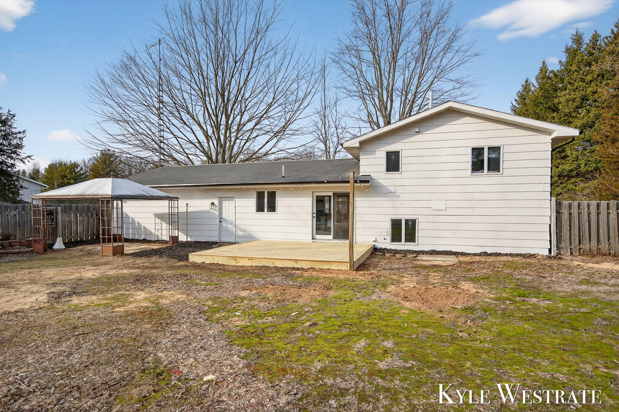 1763 East Pontaluna Road Spring Lake, MI 49456 - Photo 28 of 32 30-K1J11191