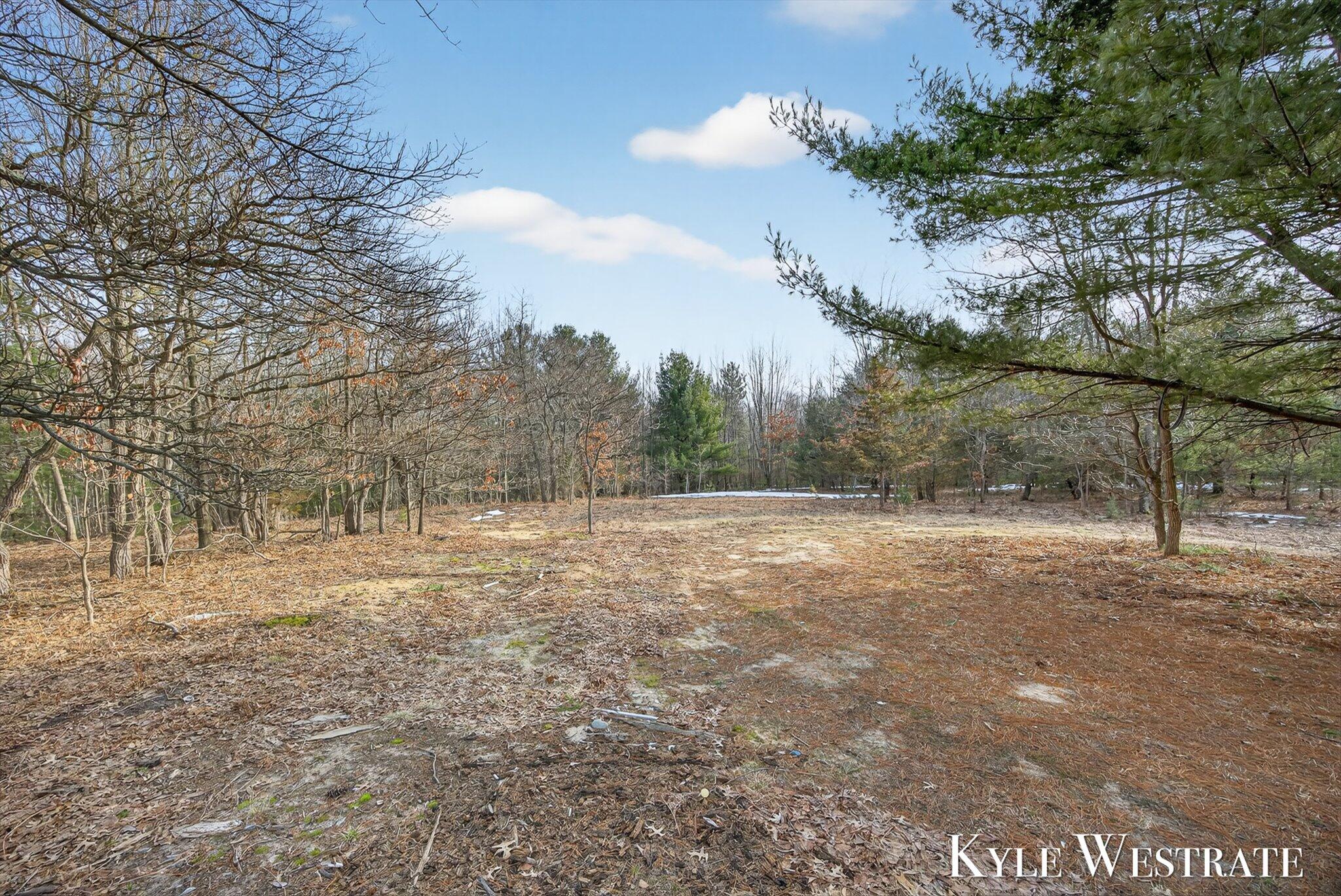 1763 East Pontaluna Road Spring Lake, MI 49456 - Photo 30 of 32 32-K1J11203