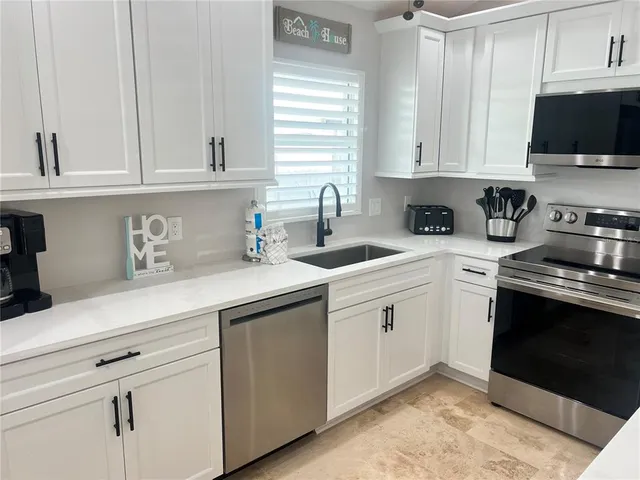 $8,970 | 6020 Midnight Pass Road, Unit 22, Sarasota, FL 34242