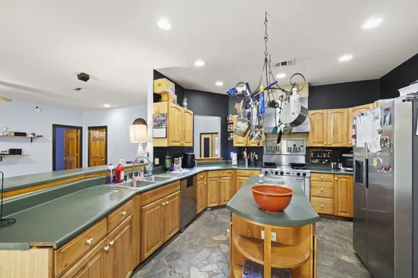 $525,000 | 1658 Beechwood Drive, Gulf Breeze, FL 32563
