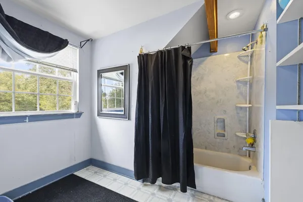 $525,000 | 1658 Beechwood Drive, Gulf Breeze, FL 32563