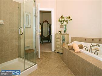 263 Sydney Road Holland, PA 18966 - Photo 11 of 12 Bathroom