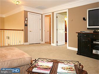263 Sydney Road Holland, PA 18966 - Photo 8 of 12 Loft