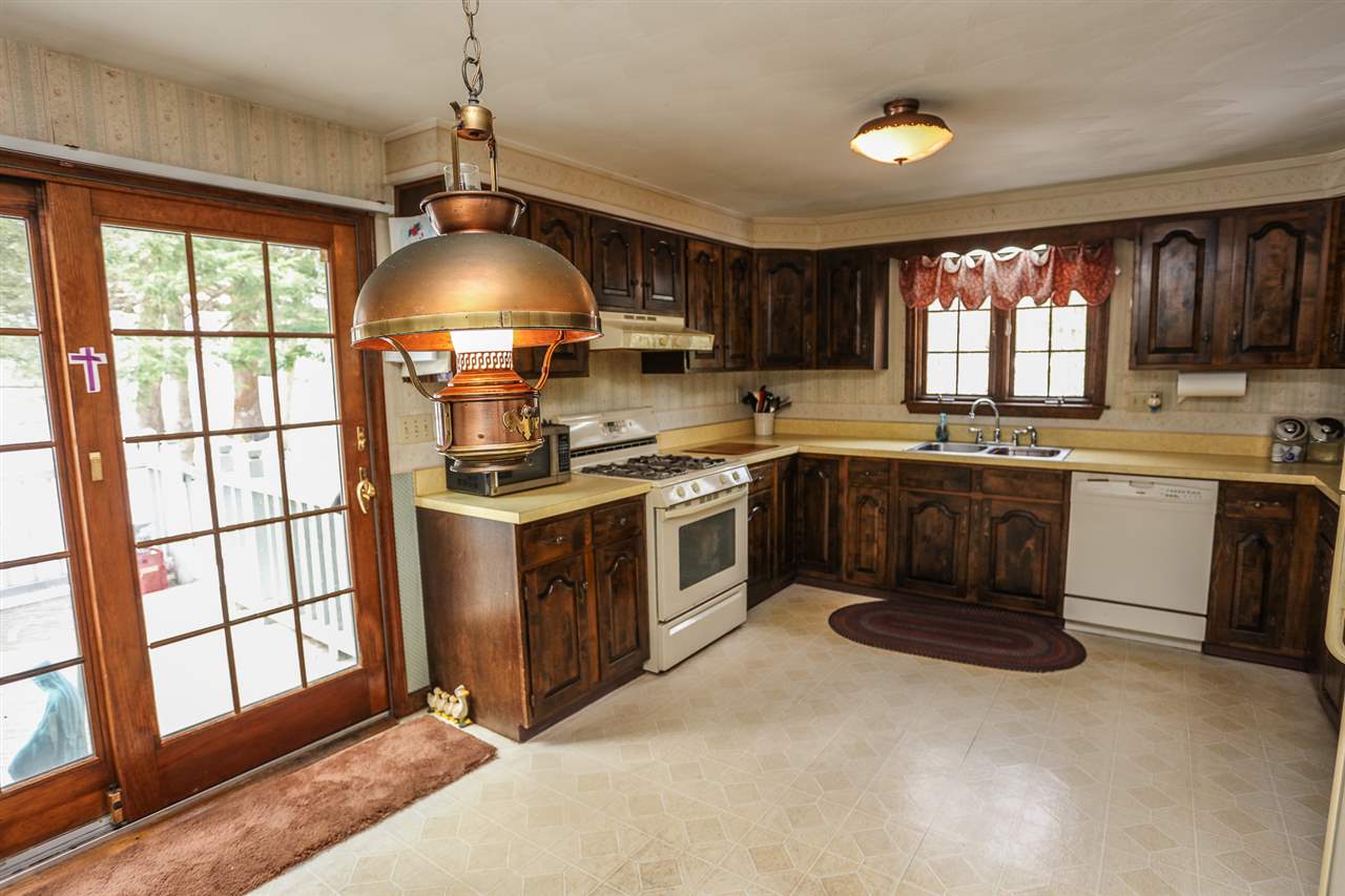 84 Deerhaven Road Weare, NH 03281 - Photo 5 of 33 Gallery Image 5