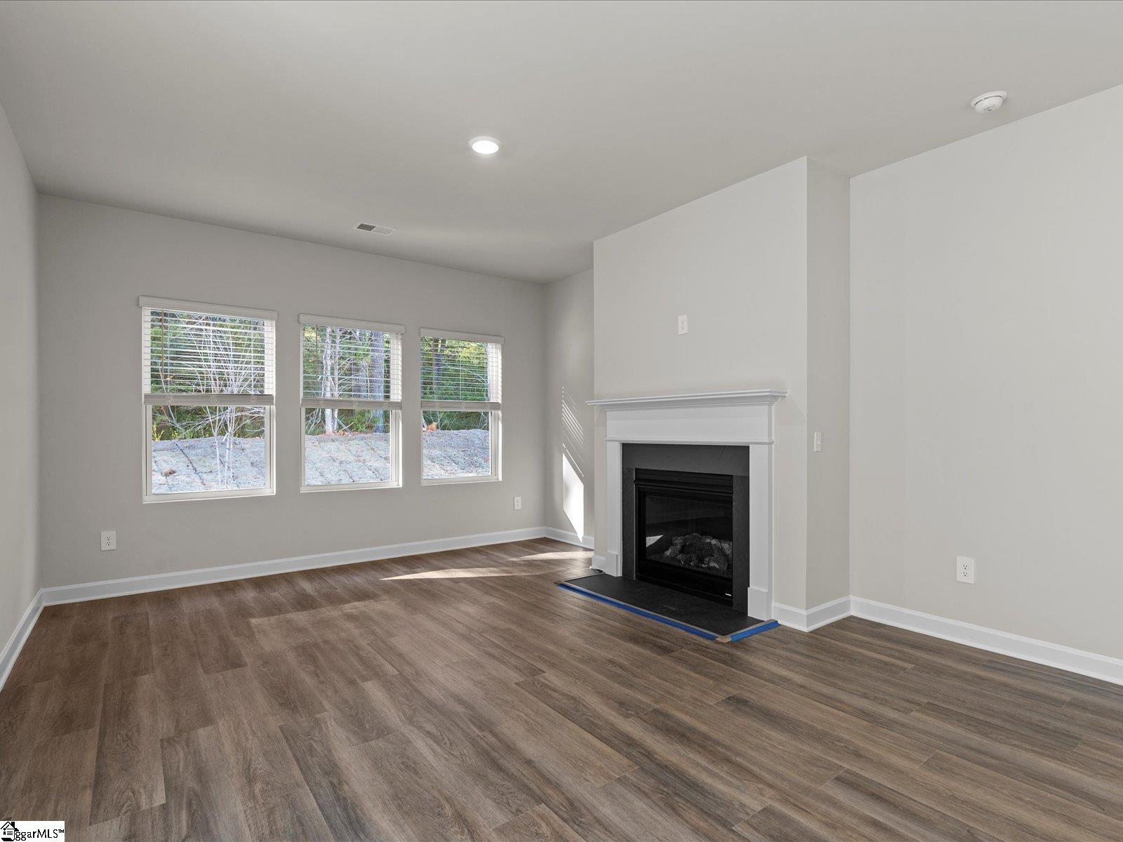 104 Hazelcroft Drive Fountain Inn, SC 29644 - Photo 13 of 33