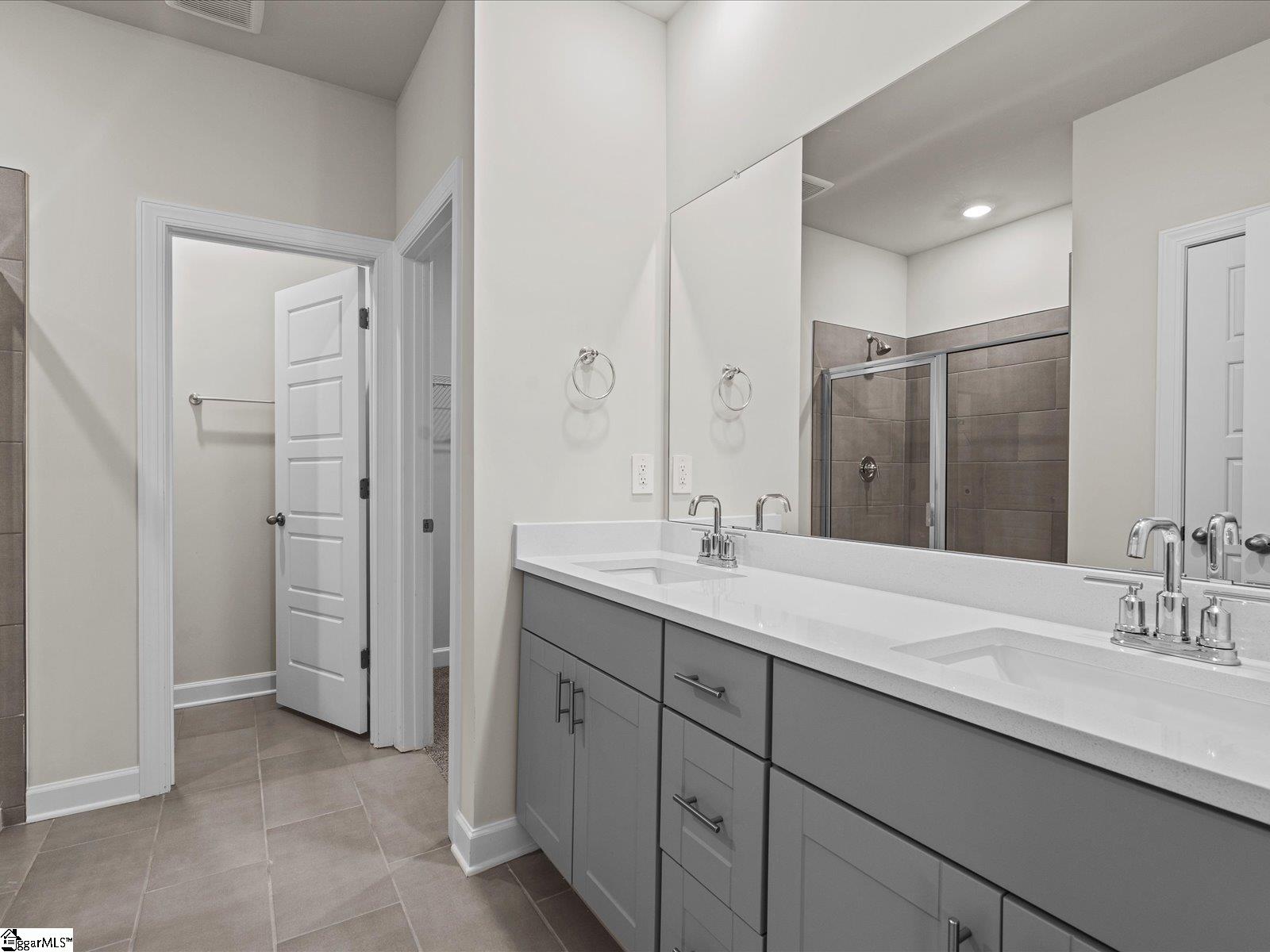 104 Hazelcroft Drive Fountain Inn, SC 29644 - Photo 16 of 33