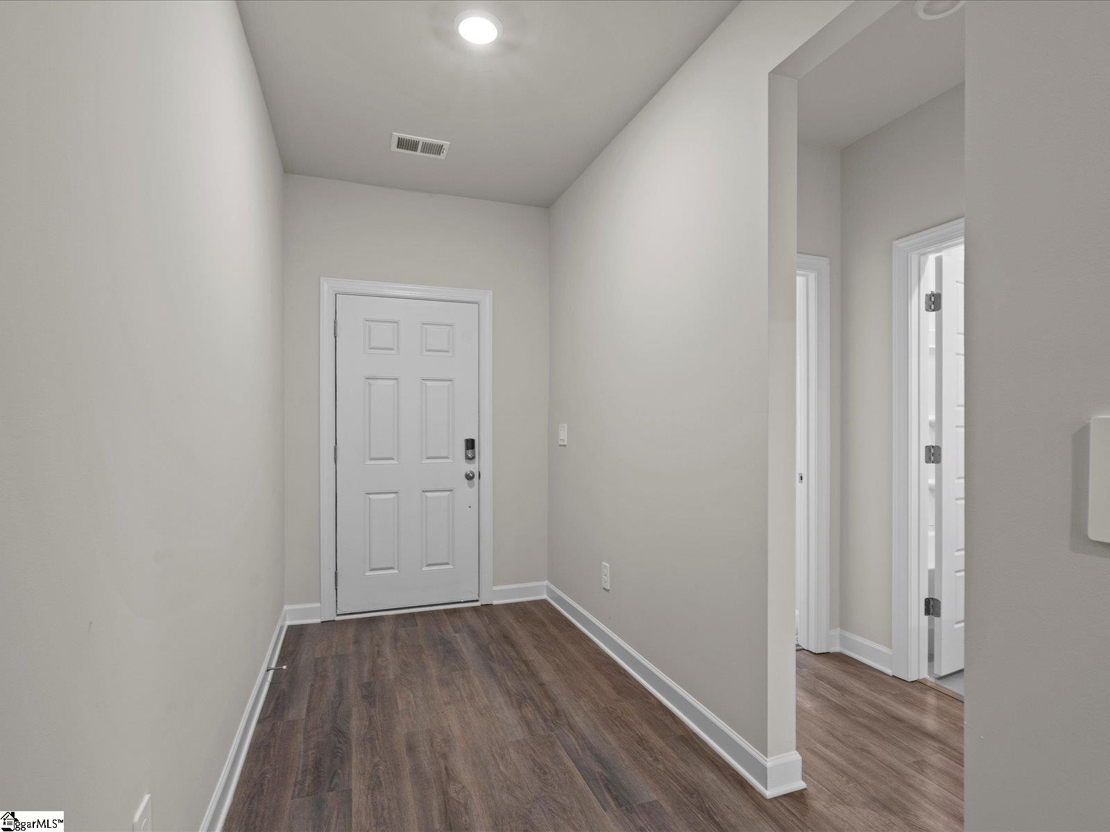 104 Hazelcroft Drive Fountain Inn, SC 29644 - Photo 2 of 33