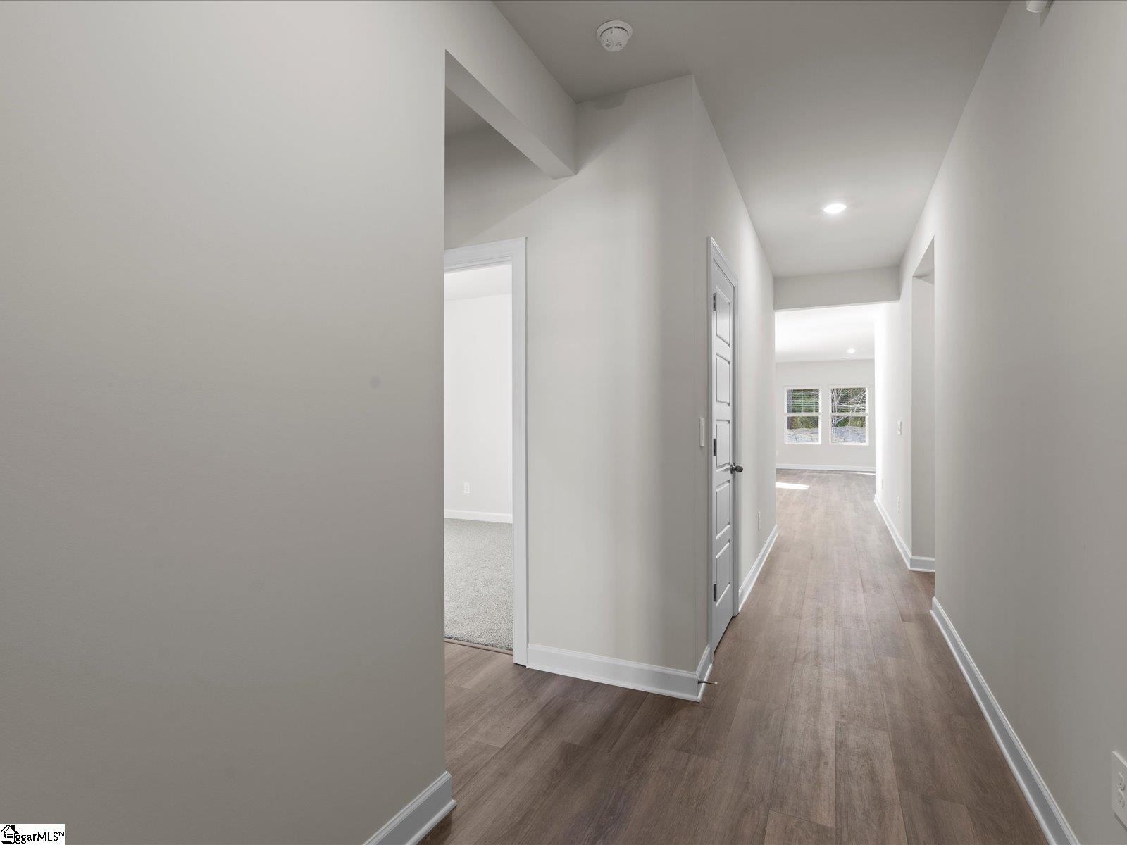 104 Hazelcroft Drive Fountain Inn, SC 29644 - Photo 3 of 33