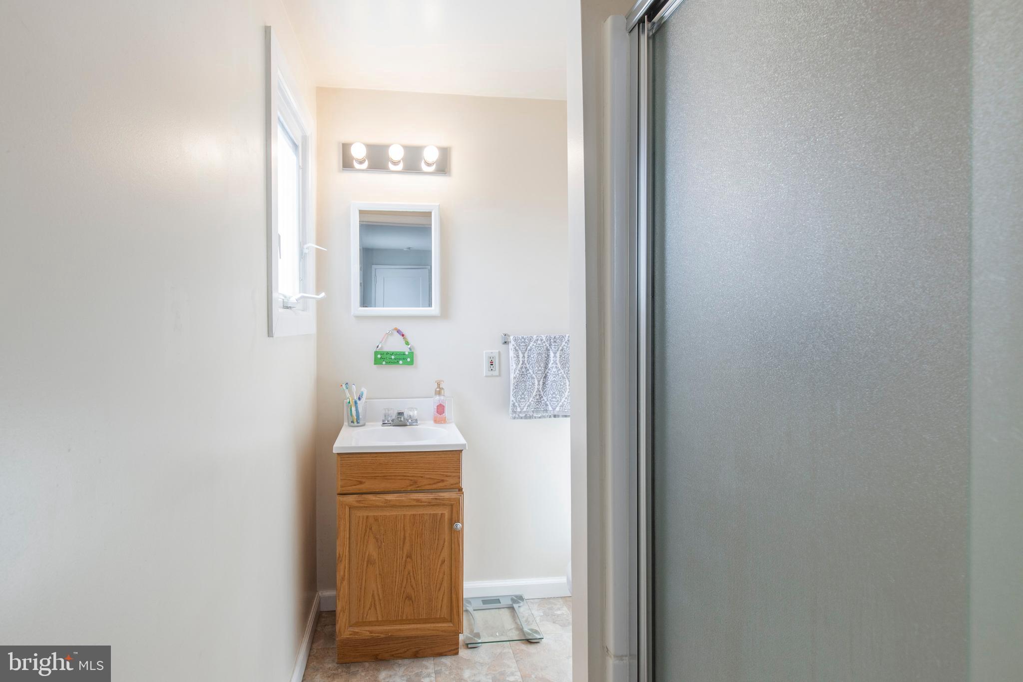 741 Surrey Road Aldan, PA 19018 - Photo 22 of 26 Master Bathroom