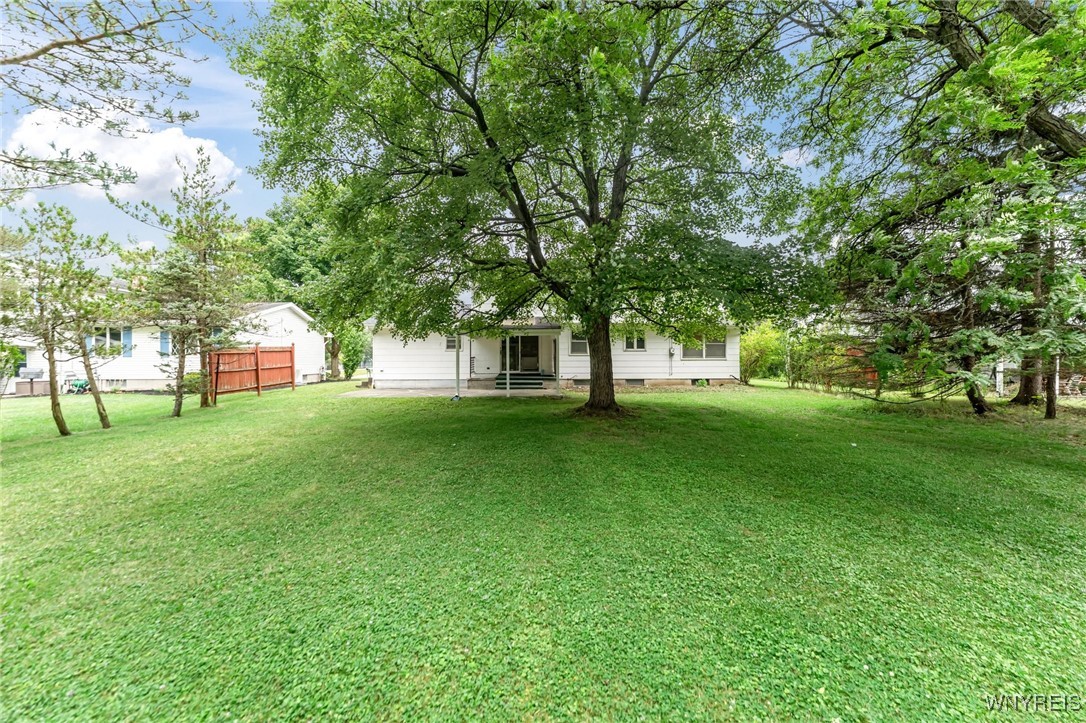 6 Impala Parkway Lancaster, NY 14086 - Photo 11 of 49 Rear yard