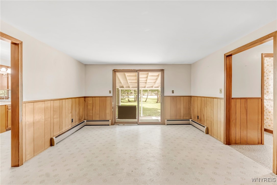 6 Impala Parkway Lancaster, NY 14086 - Photo 32 of 49 Rear Family Room