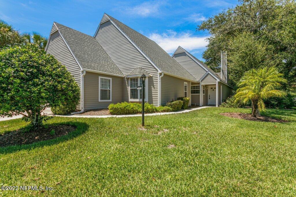 409 Village Drive St. Augustine, FL 32084 - Photo 3 of 75 409 Village Dr (7).jpg-SMALL