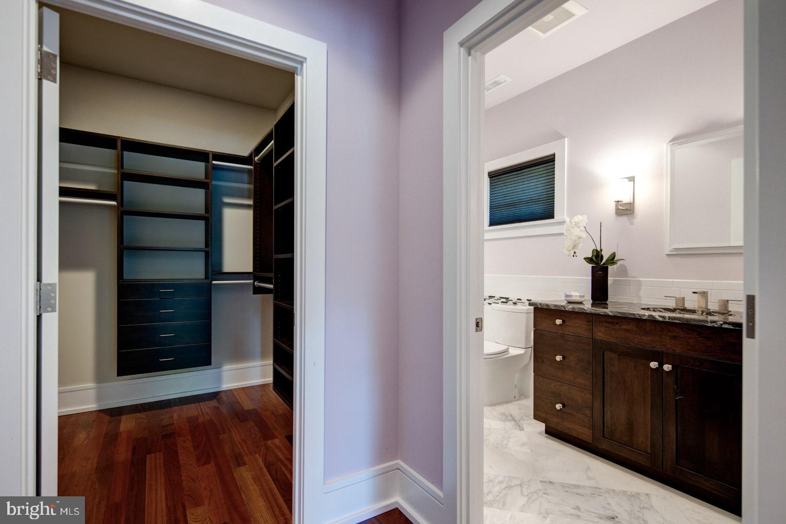 123 Cambria Court Wayne, PA 19087 - Photo 29 of 42 Bedroom 2 en suite bath and walk-in closet