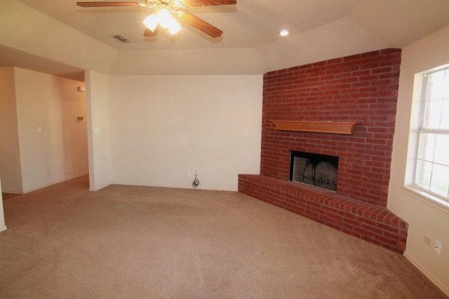 2501 North Cypress Road Lubbock, TX 79403 - Photo 4 of 10 Photo 4