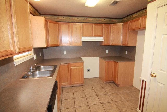 2501 North Cypress Road Lubbock, TX 79403 - Photo 9 of 10 Photo 9