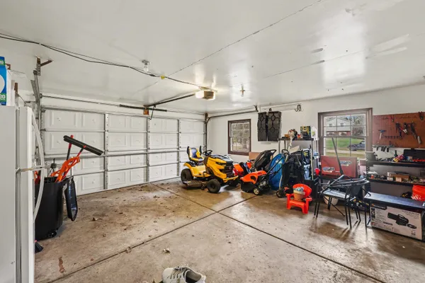 $289,900 | 3408 Hathaway Lane, Jackson, MI 49201