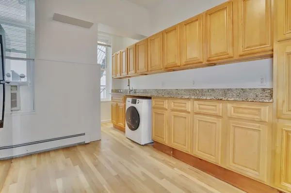 $549,000 | 402 Grand Street, Unit 202, Hoboken, NJ 07030