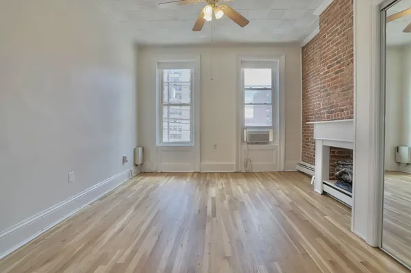$549,000 | 402 Grand Street, Unit 202, Hoboken, NJ 07030