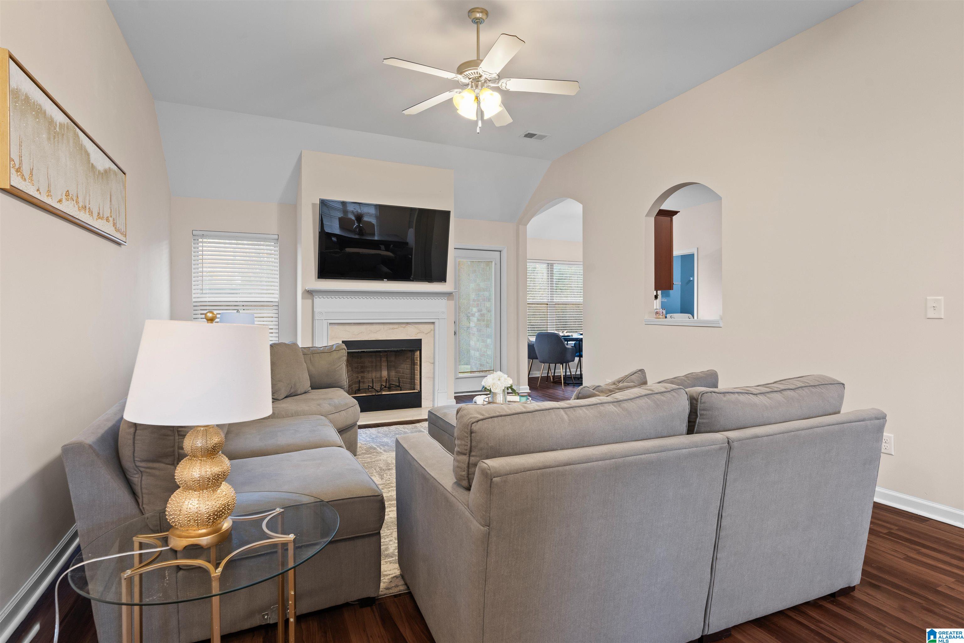 5647 Goodwin Court Pinson, AL 35126 - Photo 9 of 28