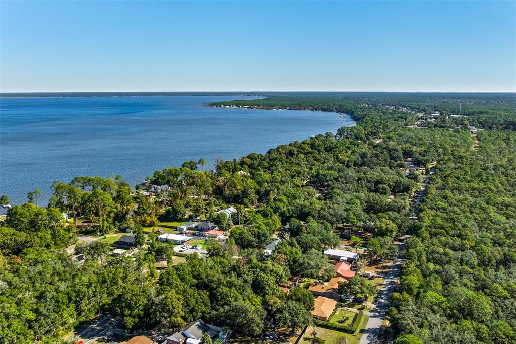 1040 Jocelin Road Pensacola, FL 32506 - Photo 46 of 46 an aerial view of a houses with a yard