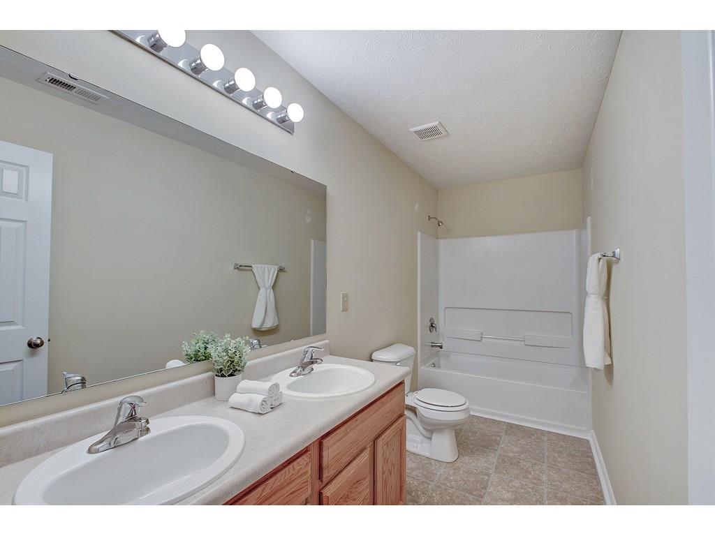 8338 Exton Road Indianapolis, IN 46239 - Photo 20 of 27 Gallery Image 20