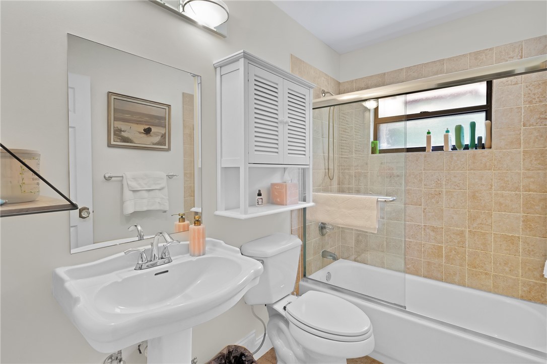 380 Bayfront Terrace Sebastian, FL 32958 - Photo 25 of 32 a bathroom with a sink a toilet and shower