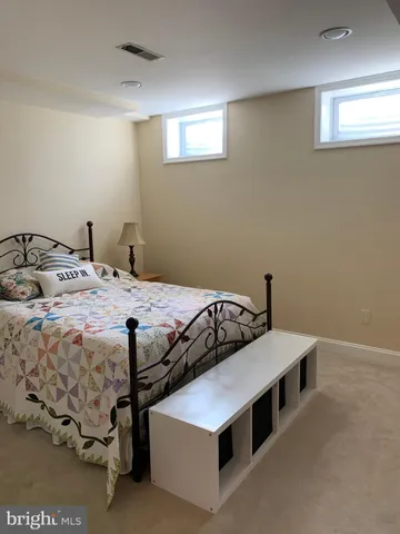 $5,700 | 1317 19th Road South, Arlington, VA 22202