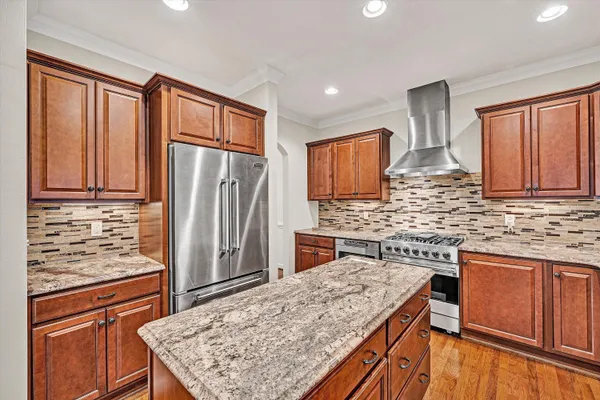 $622,500 | 7125 Linn Cove Court, Roanoke, VA 24018