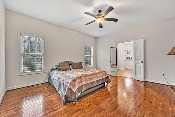 $622,500 | 7125 Linn Cove Court, Roanoke, VA 24018