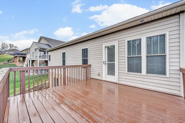 $622,500 | 7125 Linn Cove Court, Roanoke, VA 24018