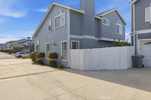 $1,295,000 | 1726 Date Avenue, Torrance, CA 90503