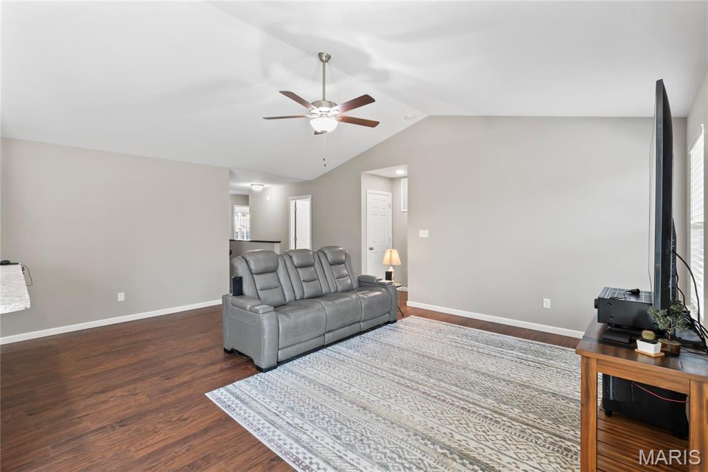 813 Boulder Crest Court Eureka, MO 63025 - Photo 17 of 33