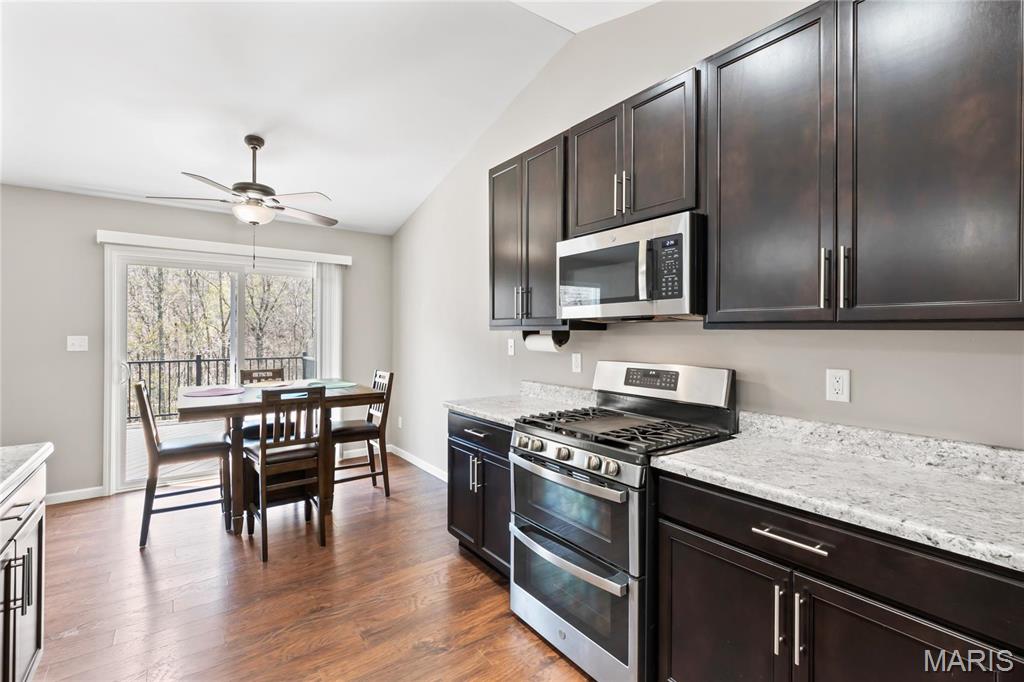 813 Boulder Crest Court Eureka, MO 63025 - Photo 21 of 33