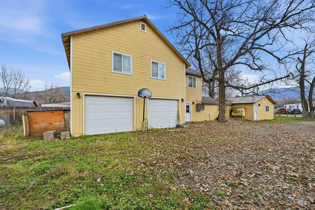 $375,000 | 104 River Avenue, Horseshoe Bend, ID 83629