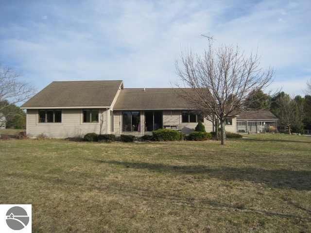 7575 Skegemog Point Road Williamsburg, MI 49690 - Photo 2 of 15 1702430-1.JPG