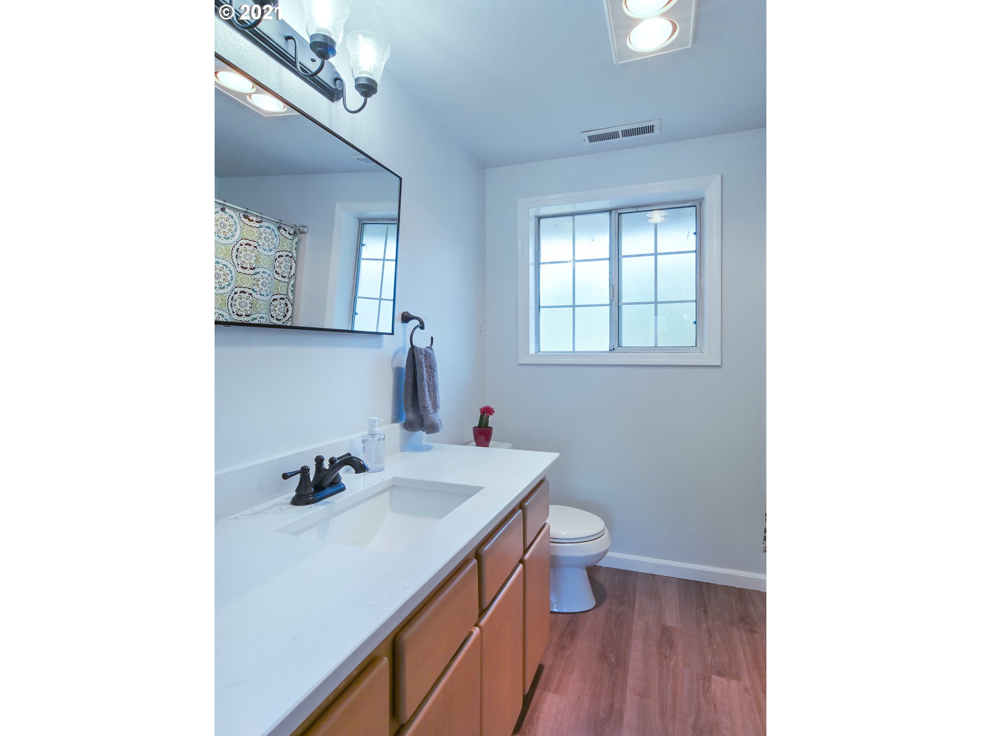 430 67th Street Springfield, OR 97478 - Photo 16 of 30