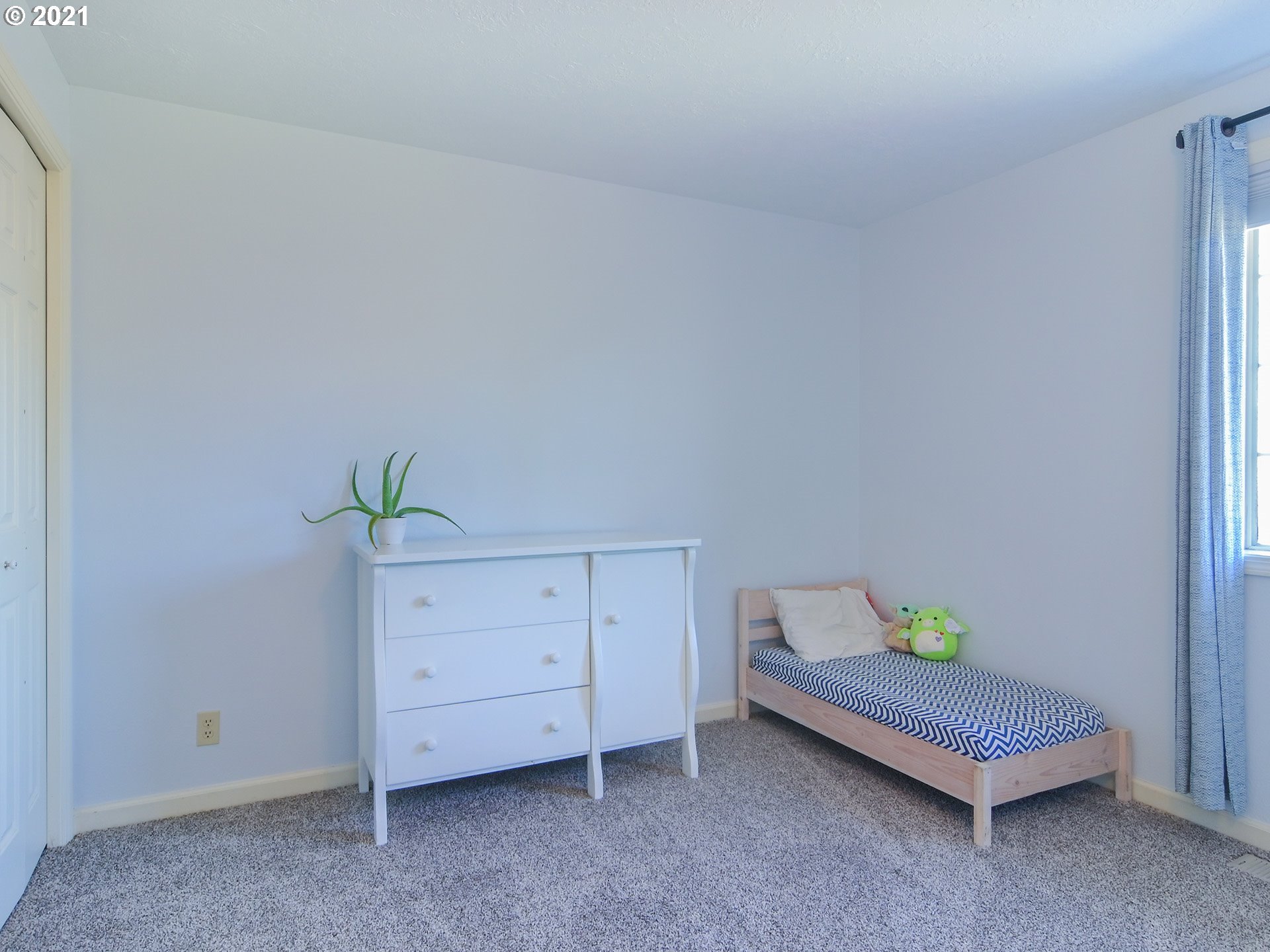 430 67th Street Springfield, OR 97478 - Photo 19 of 30