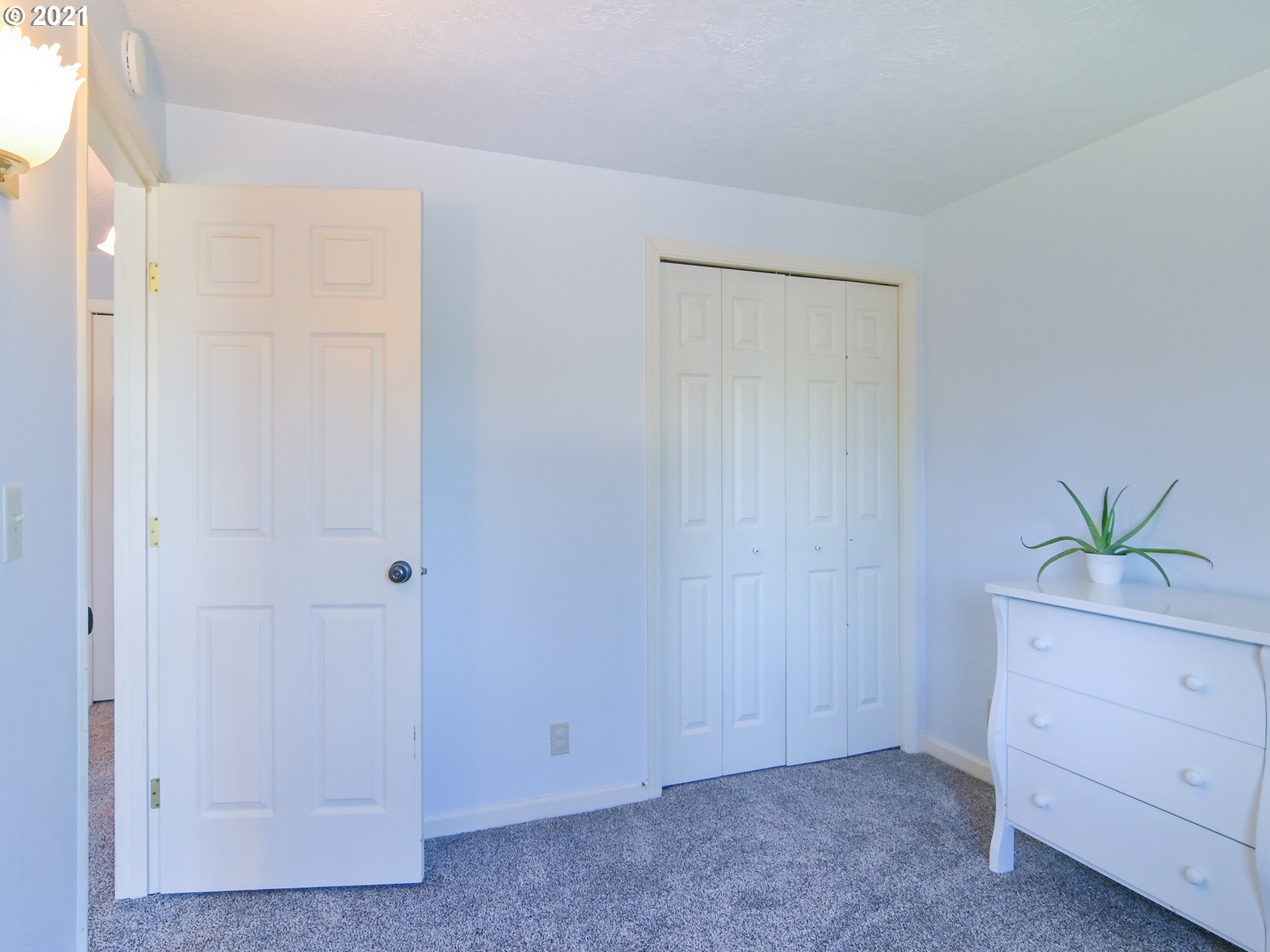 430 67th Street Springfield, OR 97478 - Photo 20 of 30