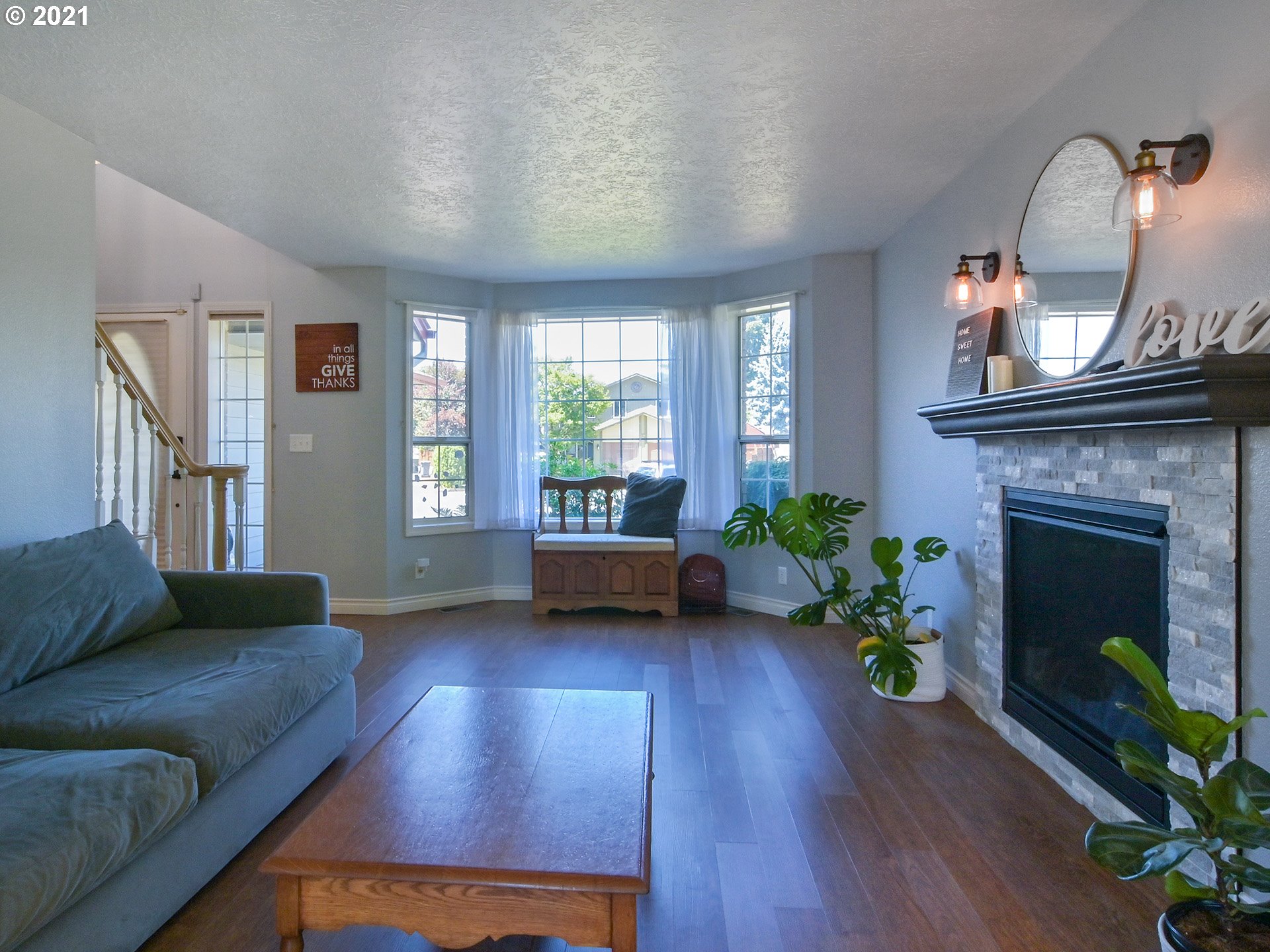 430 67th Street Springfield, OR 97478 - Photo 4 of 30