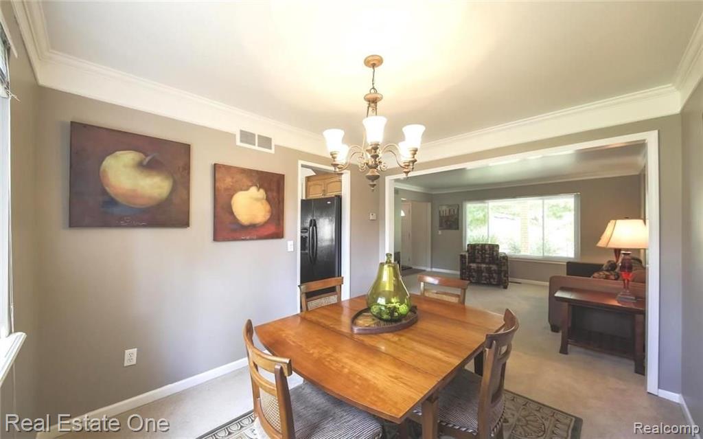 524 Meadowlake Road Canton, MI 48188 - Photo 4 of 24