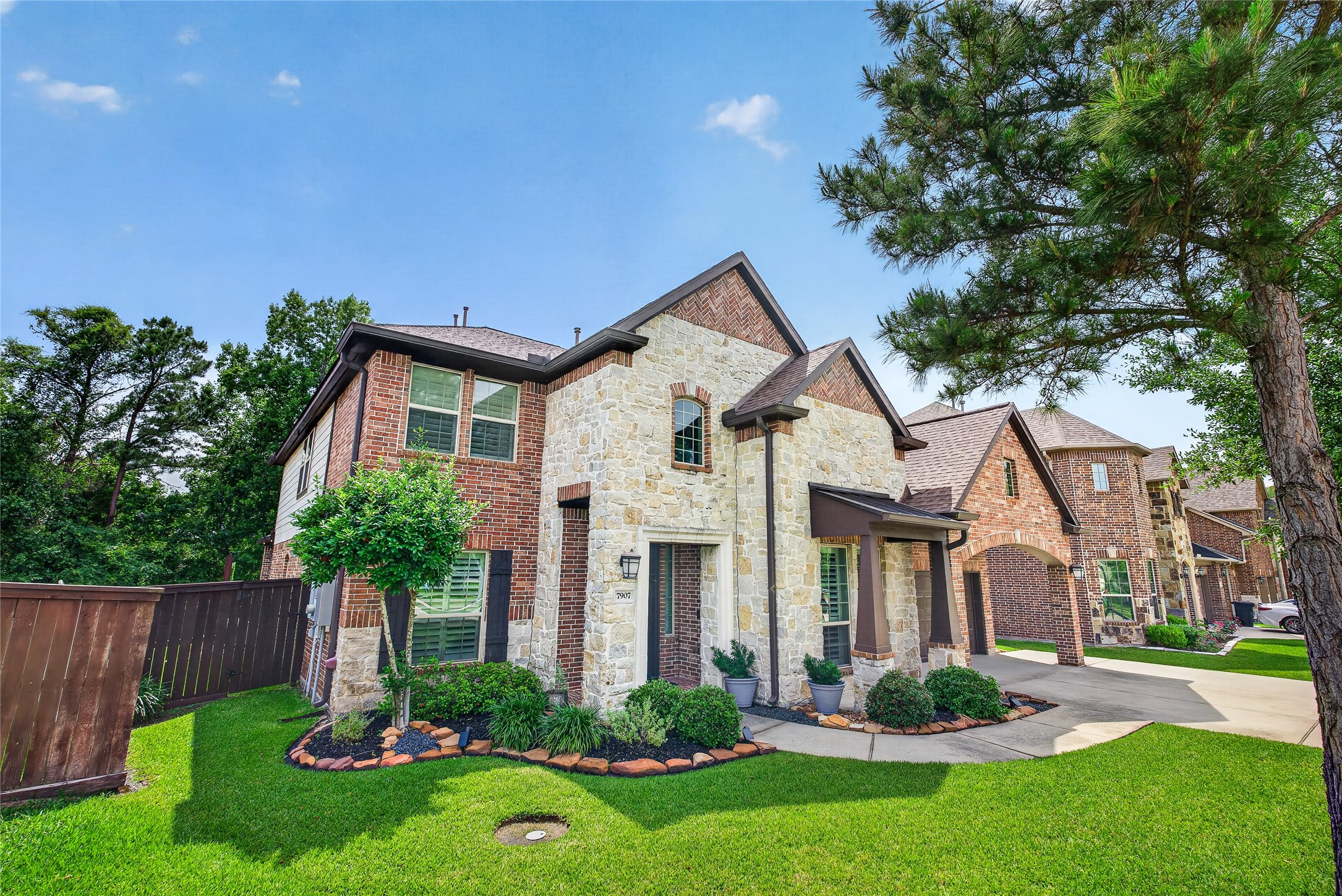 7907 Augusta Creek Court Spring, TX 77389 - Photo 5 of 49