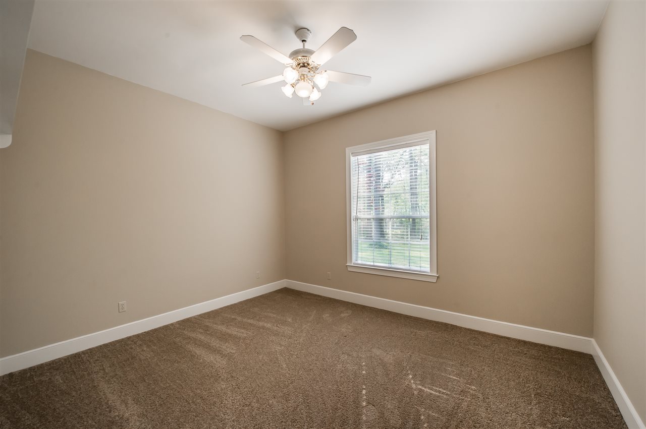 4460 Amber Valley Road Tallahassee, FL 32312 - Photo 5 of 36 Gallery Image 5
