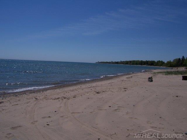 2304 North Lakeshore Road Applegate, MI 48401 - Photo 4 of 6