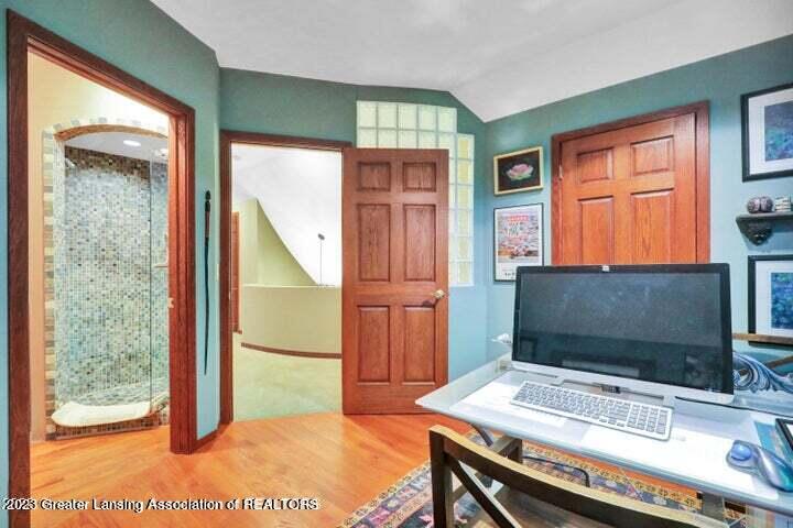 910 Jolly Road Okemos, MI 48864 - Photo 33 of 62 20220719195855282440000000-o