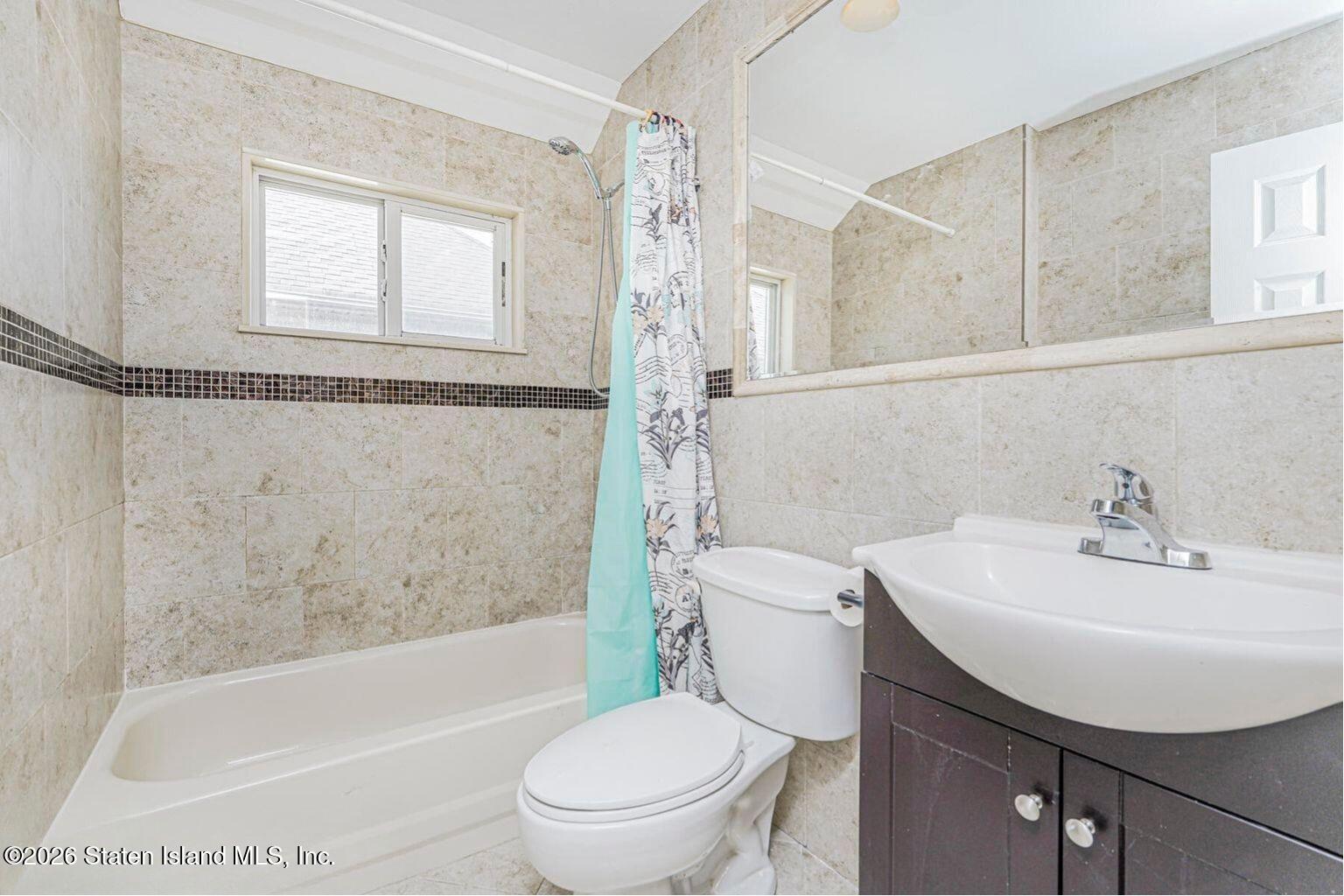 440 Harold Avenue Staten Island, NY 10312 - Photo 18 of 52 18