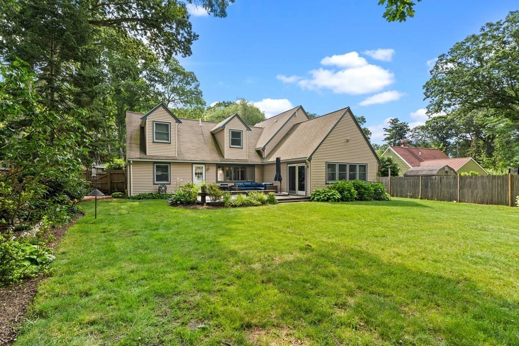 33 Curtis Road Natick, MA 01760 - Photo 2 of 24 Gallery Image 2