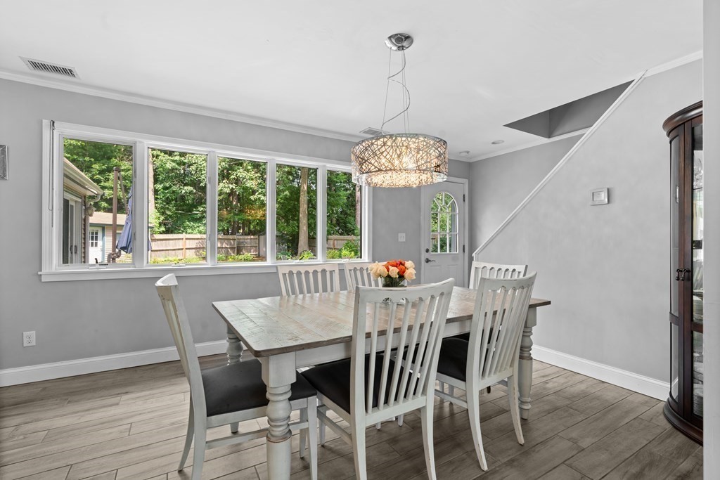 33 Curtis Road Natick, MA 01760 - Photo 7 of 24 Gallery Image 7